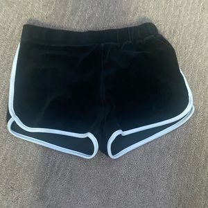 Super comfy!! really short